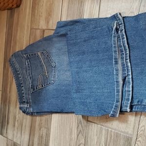 Ae favorite boyfriend low/ mid rise jeans size 14r